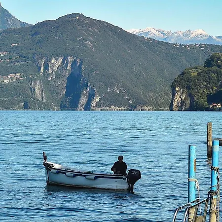 In Riva Al Di Iseo Dependance Piano Terra * Marone
