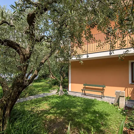 Διαμέρισμα In Riva Al Di Iseo Dependance Piano Terra